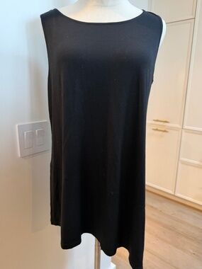 Eileen Fisher Black sleeveless tunic.  Size L